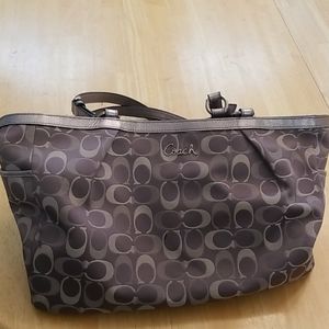 Authentic Coach Gallery Tote!